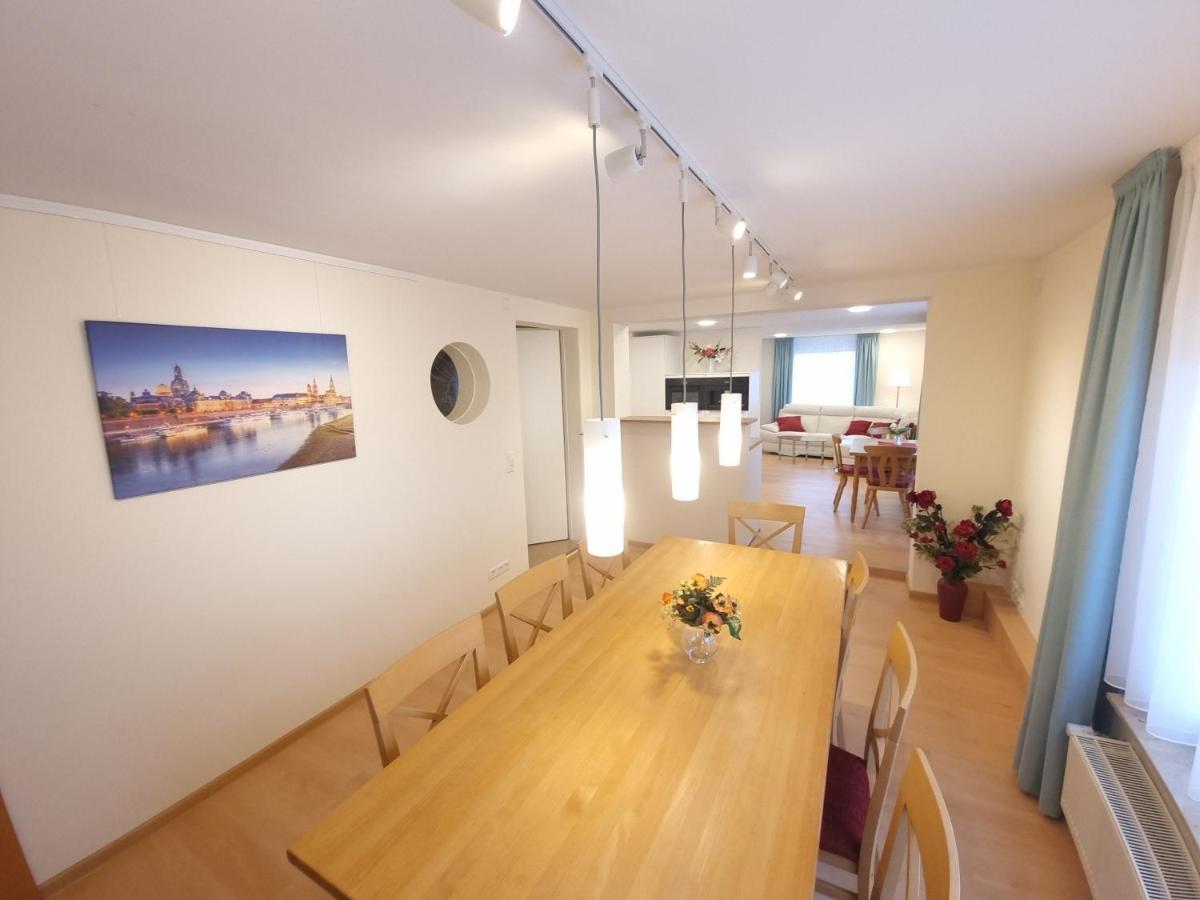 Liebevoll Eingerichtetes Haus Mit Grossem Garten In Dresden - Telefonnummer Und Video Unter Www Fhvn De Εξωτερικό φωτογραφία