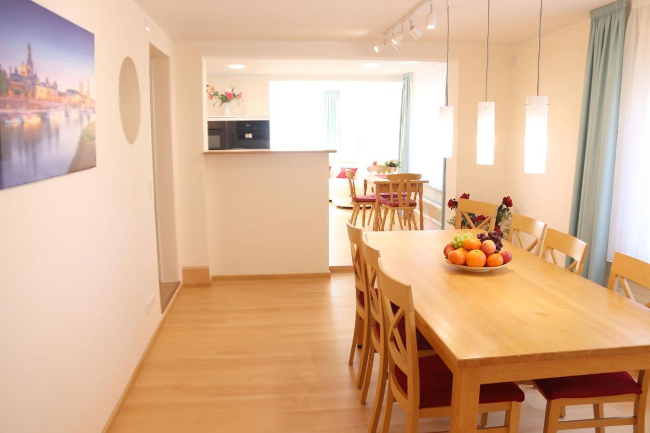 Liebevoll Eingerichtetes Haus Mit Grossem Garten In Dresden - Telefonnummer Und Video Unter Www Fhvn De Εξωτερικό φωτογραφία